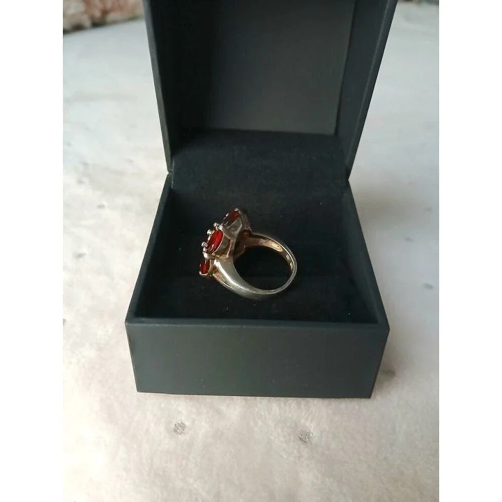 Ring cocktail rosette